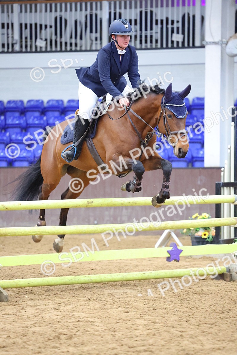 SBM_009746 - Class 20 - Senior British Novice/ 90cm Open - First Round (0.90m)
