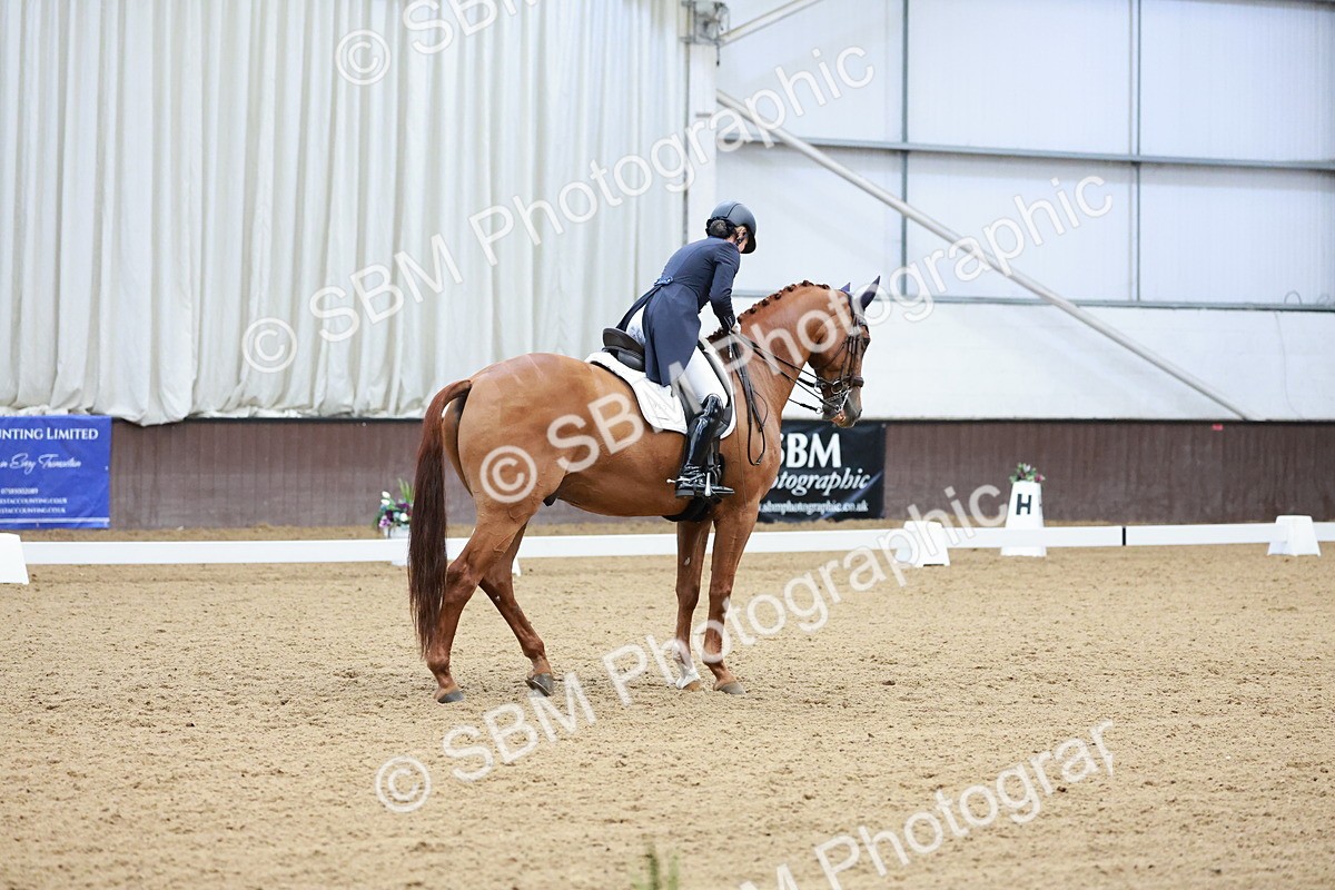 SBM_016398 - Class 5 - FEI INT II - 17.24-18.20