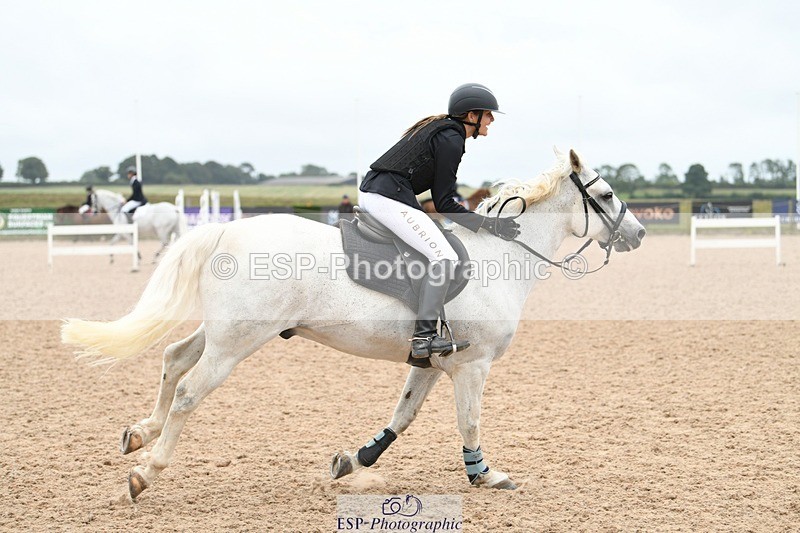 250807-110441-00446 - 90cm Round 1