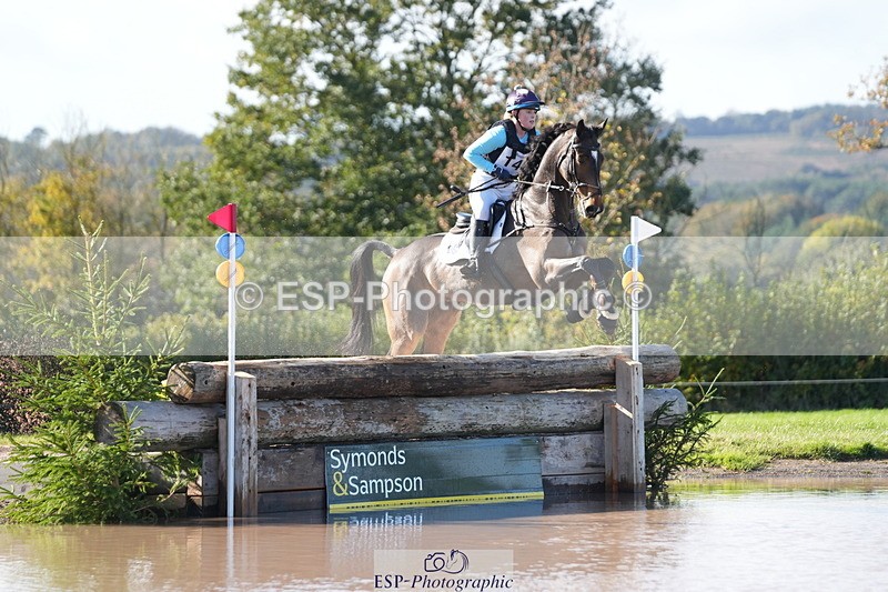 251024A-124712-10797 - B-140-Charlotte.Ward