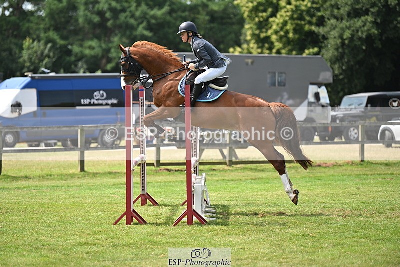 250704A-112508-07250 - Cls 25 Snr British Novice and 90cm