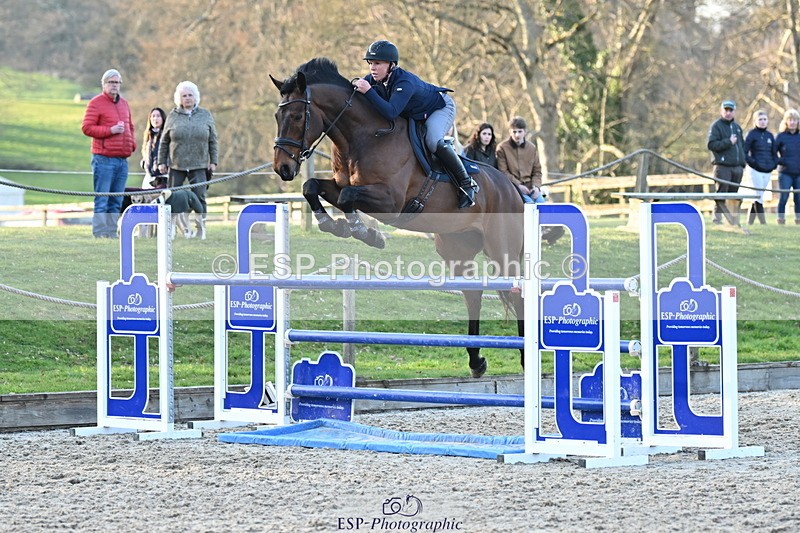 250322A-171729-03738 - Cls 14 Snr Fox & 1.20m Open