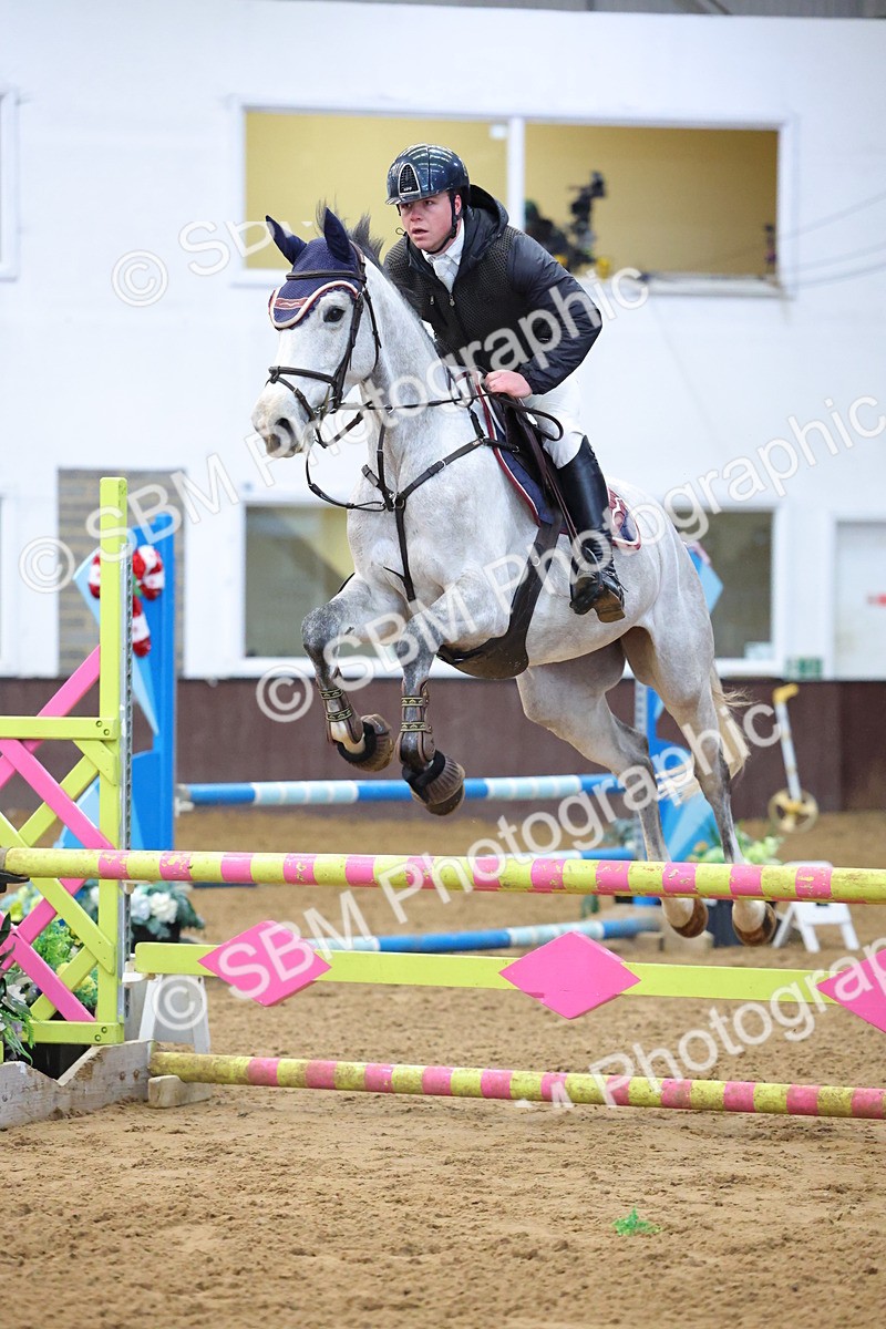 SBM_002931 - Class 14 - Clear Round 80cm