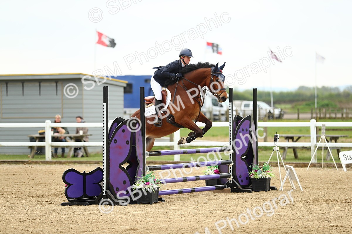 SBM_000282 - Class 2 - Senior British Novice 90cm