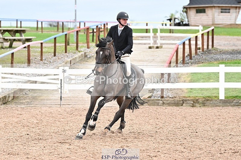 250112-131456-01412 - Cls 20 Newcomers and 1.10m Open