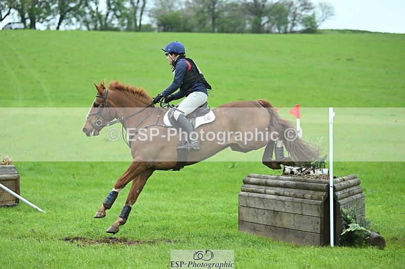 250419-103922-08012 - 402-Ruby.Russo-JUST.ORANGE