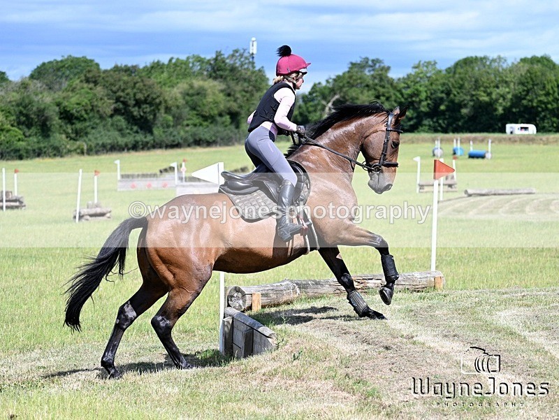 WJ7_9224 - Kellie Jade Ellie XC training with Kelly Harris 28-06-26
