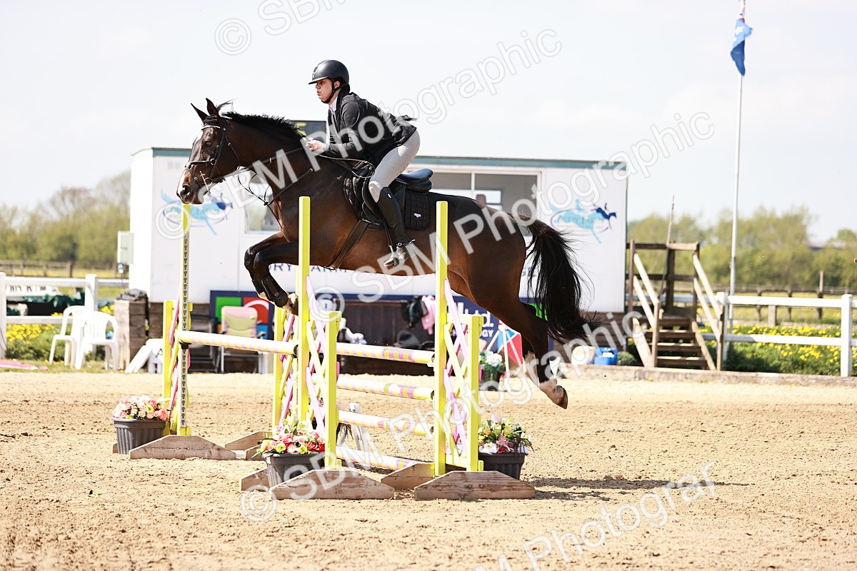  - Class 23 - Senior 1.05m