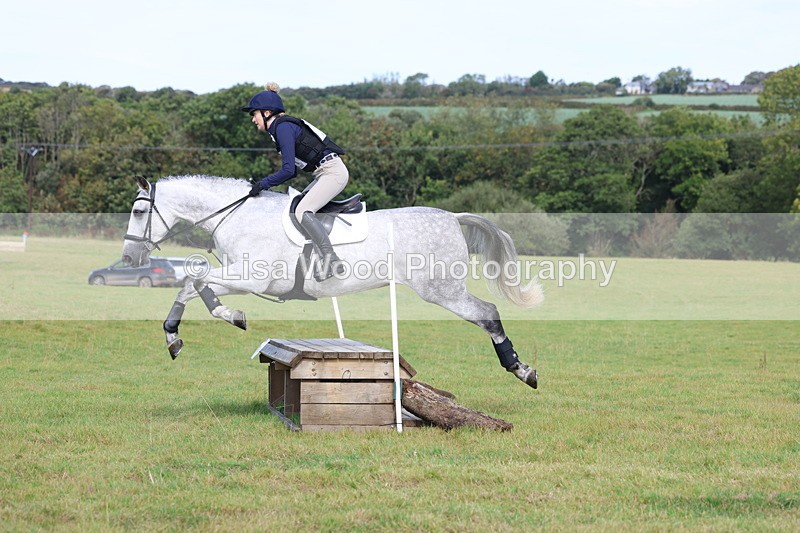 3E7A6409 - Class 1: Trebudannon Open: Pheasant Feeder
