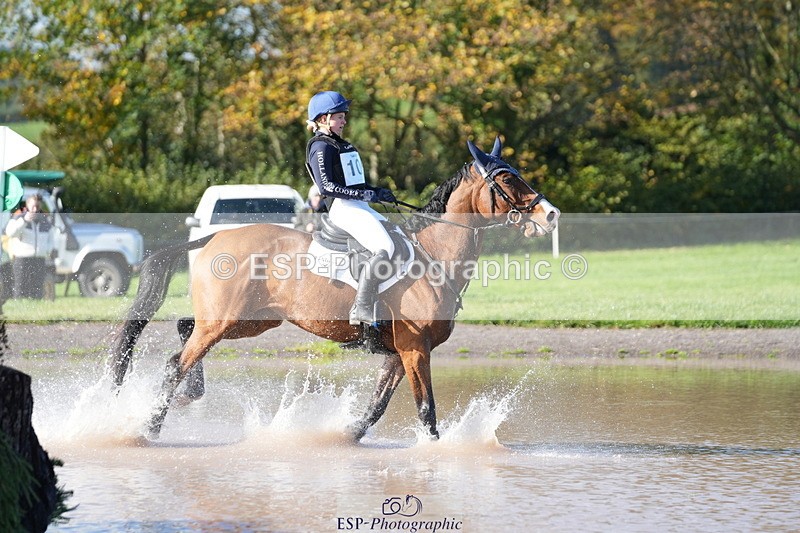 251024A-115531-08540 - B-104-Millie.Juleff