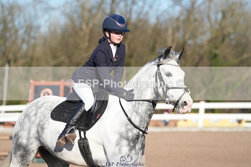 251130-112648-01077 - Cls 5 Pony Discovery & 90cm Open
