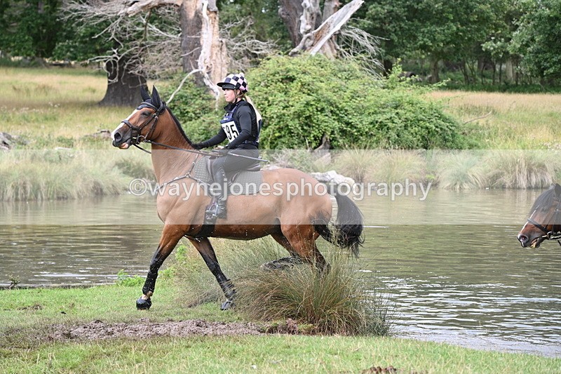 WJ7_4227 - Time at Water 12:52 to 13:22