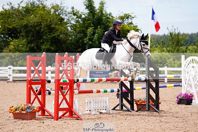 240629A-130434-05552 - Cls 18 Newcomers and 1m Open