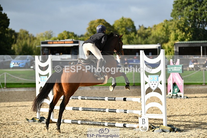 251004A-165311-02271 - Classes 10 & 11 80cm