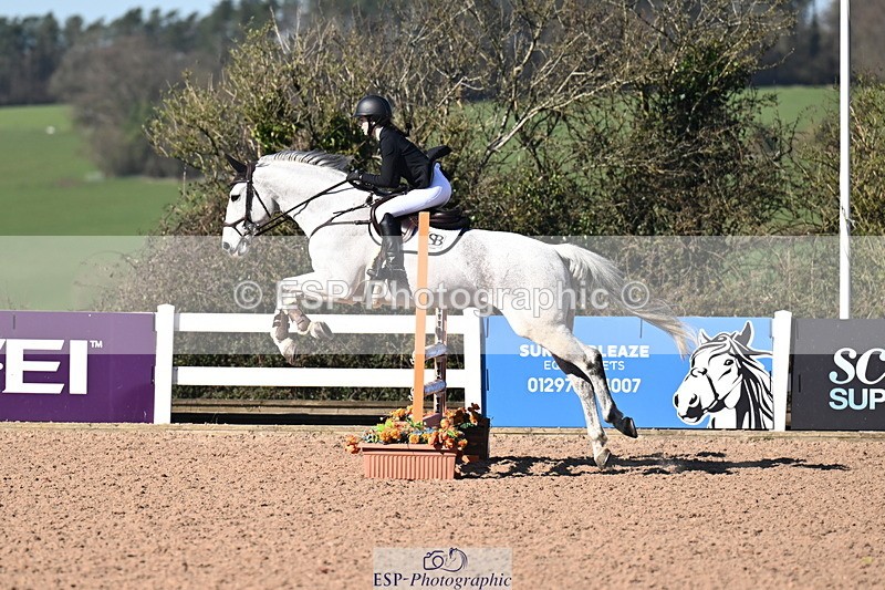 260318B-102319-00073 - Clear Round & Brit Nov 90cm