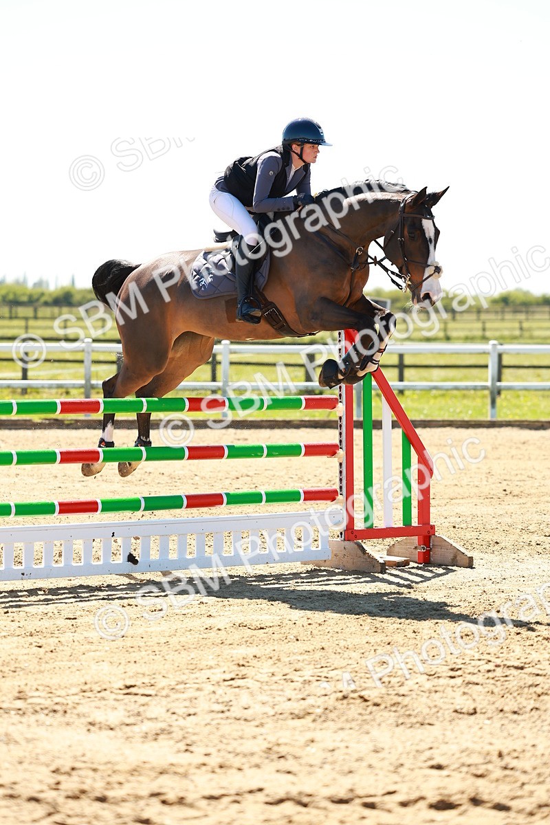 SBM_001135 - Class 4 - Senior Newcomers 1.10m