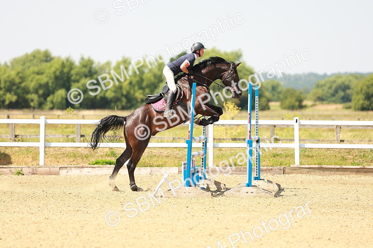 SBM_001532 - Class 4 - Senior Newcomers - 1.10m