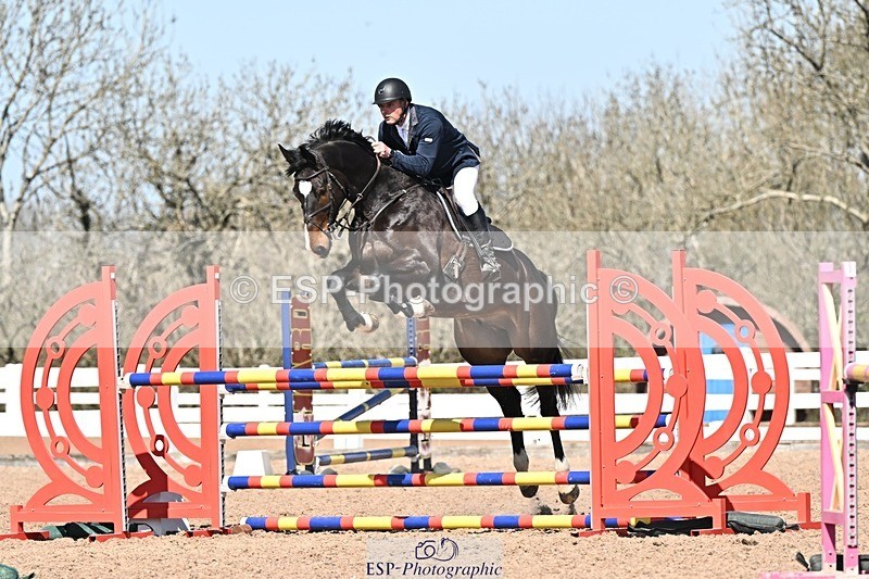 250409-124314-00536 - Snr Newc & 1.10m Open