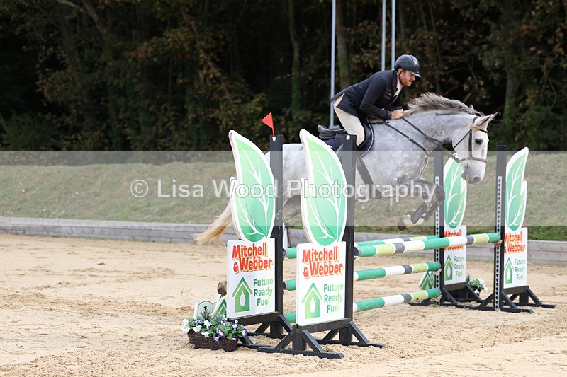 3E7A2176 - Class 4: Senior British Novice/90cm open