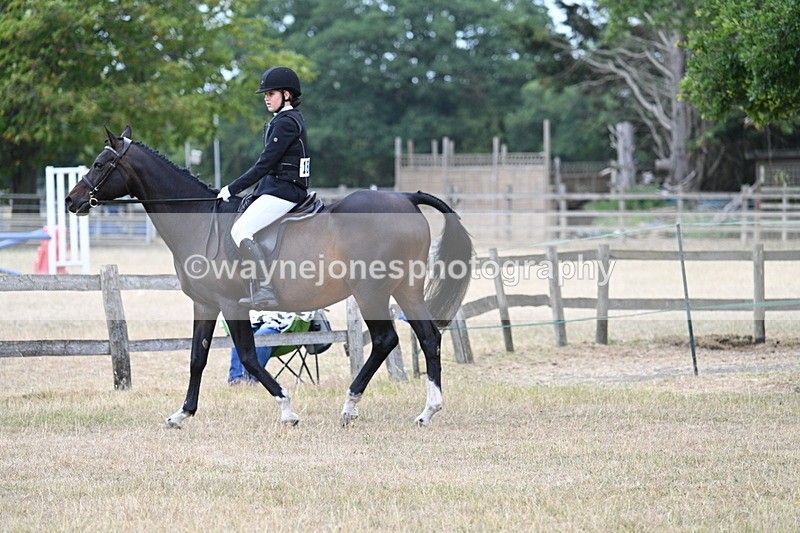 WJ7_1132 - Class 8 Ridden Veterans