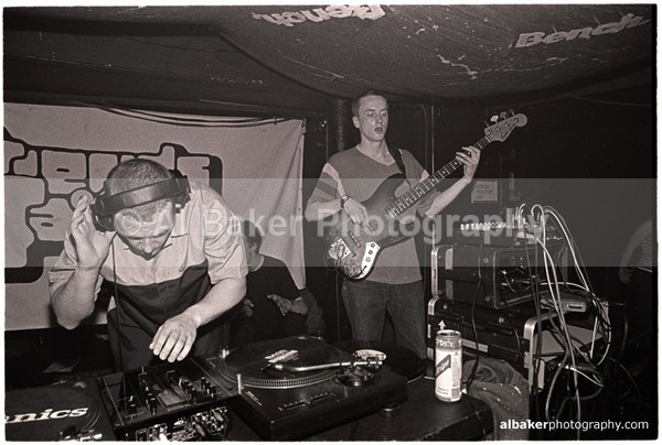 11 - Friends-&-Family @ the-roadhouse 14.04.01