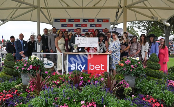 230825-190 Ebor Charities - Race 4 3.35pm Sky Bet Ebor Handicap