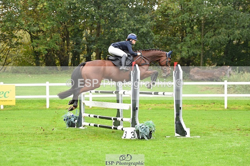 231021-112508-16096 - 040-DODINGTON-Sophie.Wildern-SJ