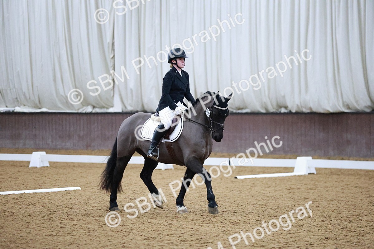SBM_000555 - Class 7-6 - Novice 3-Novice 2
