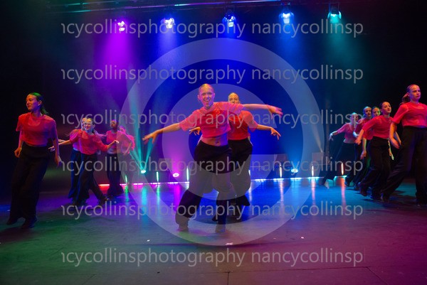 00991 - Nicki Minaj Medley