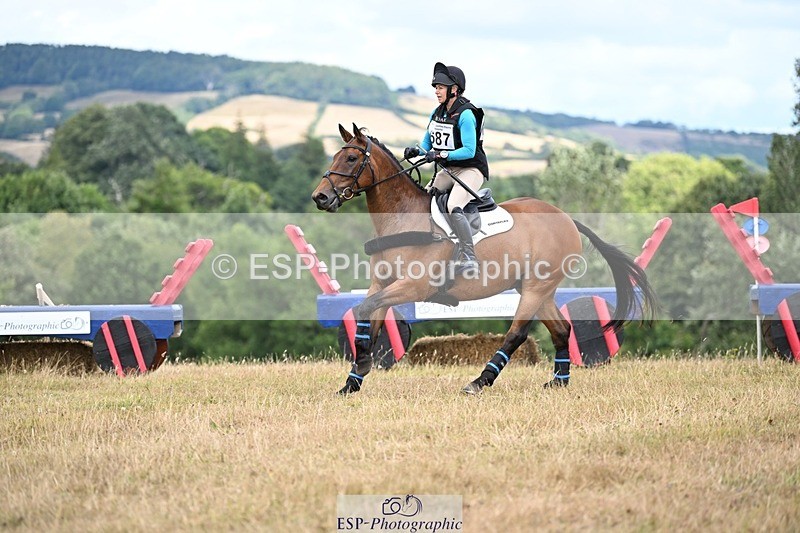 250803A-155614-16421 - O-687-Christina.Wiederkehr-KILLINAS.OISIN