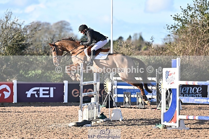 251203-135225-00737 - Cls 5 Foxhunter and 1.20m Open