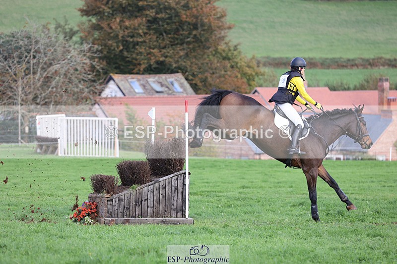 241025-133420-08723 - 159-Eva.Carse-HIDDEN.ECLIPSE