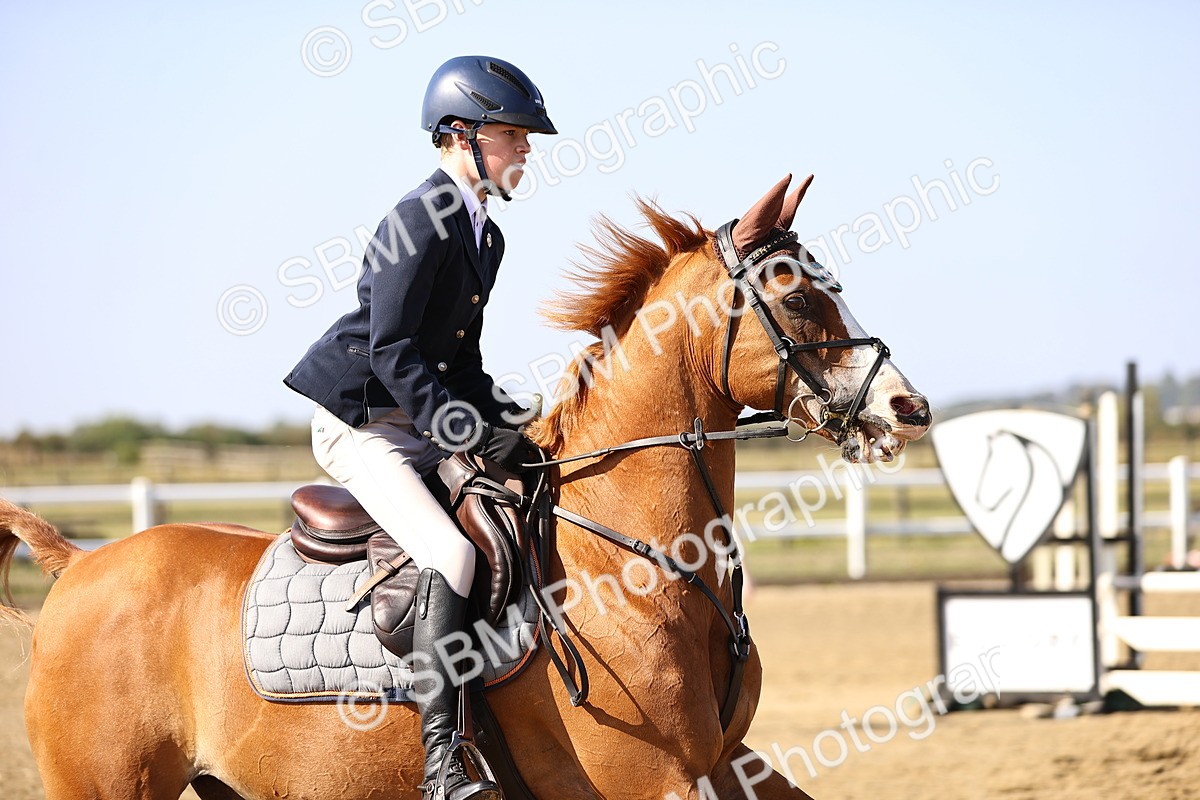 SBM_005540 - Class 8 - Clear Round