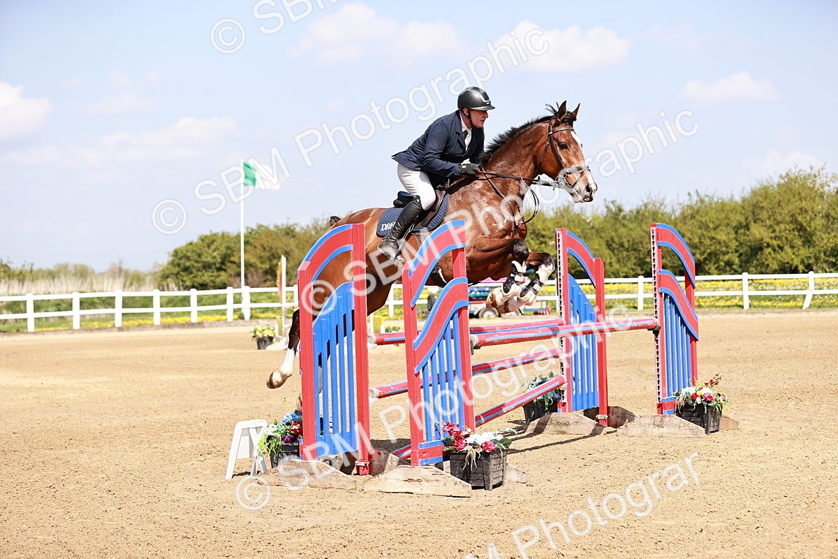  - Class 23 - Senior 1.05m