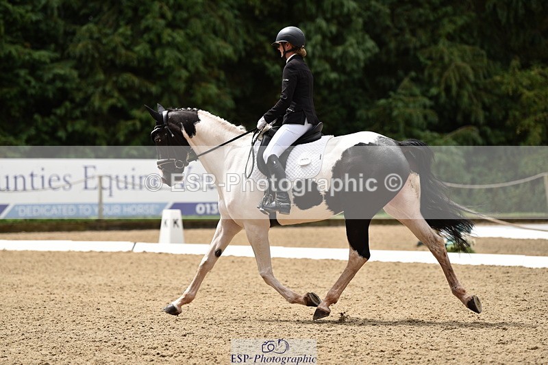 140110A-011924-10891 - 002-Michelle.Wallis-Alvescot.Winning.Mood