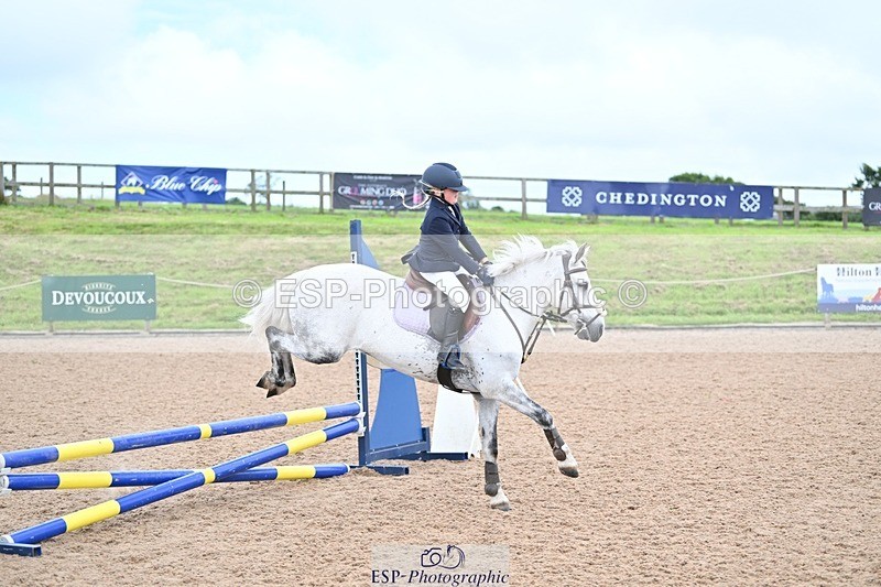 240813-155945-00128 - Clear round & 60cm