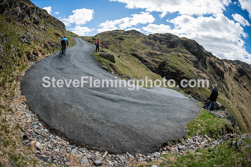 113239 - Hardknott Hairpin 11.00 - 12.00