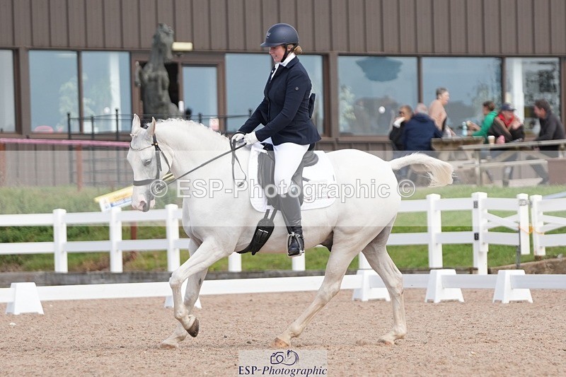 250906-130854-03536 - 065-Jessica.PerrySilver.Secret