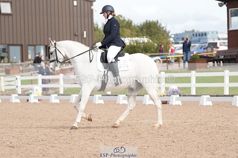 250906-130642-03514 - 065-Jessica.PerrySilver.Secret