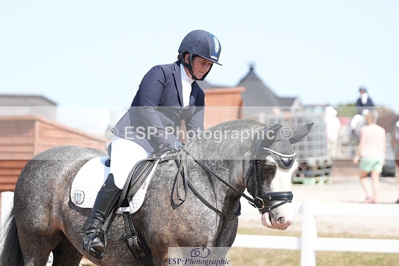 250817-142921-10975 - 055-Neve.HollowaySD.Out.of.the.Blue