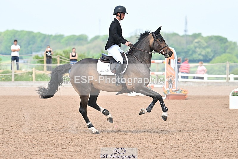 240512A-104712-17371 - Cls 48 National 1.30m Open