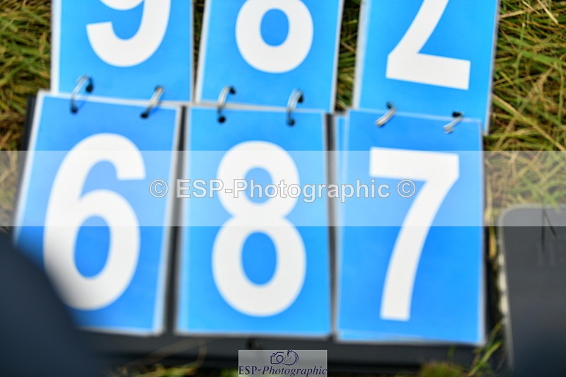 260630A-110749-01147 - Cls 18 Snr Newcomers 1m 10 Open