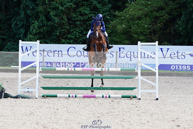 250615A-160330-11932 - Class 49 1m 05 Amateur Qualifier Snr 1m 05