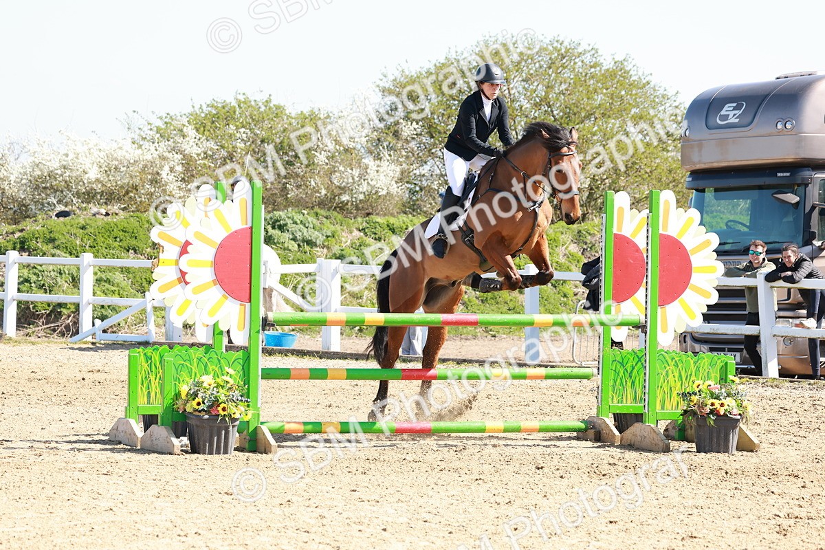 SBM_003700 - Class 15 - Senior Discovery - 1.00m