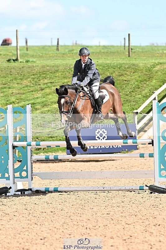 250416-131733-00999 - Cls 4 Newcomers and 1.10m