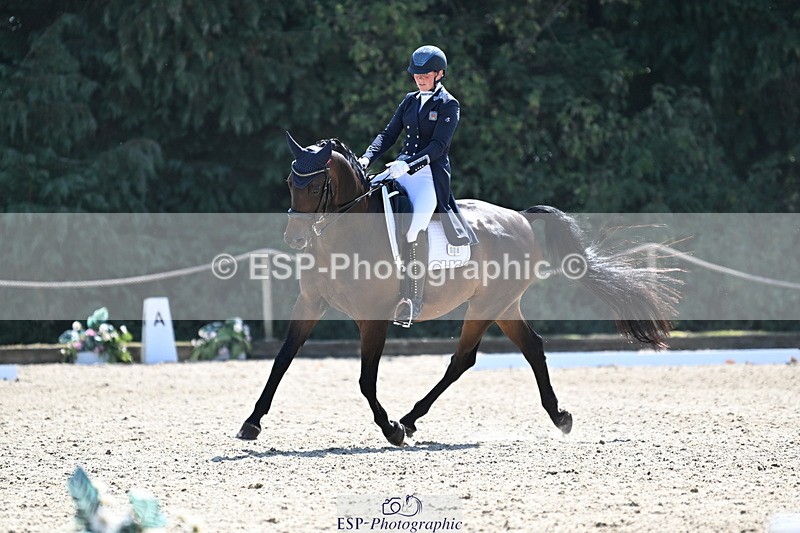 250810A-145756-07495 - 008-Caitlin.BurgessChocotof