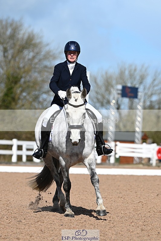 240323A-112830-02630 - DR Novice 24