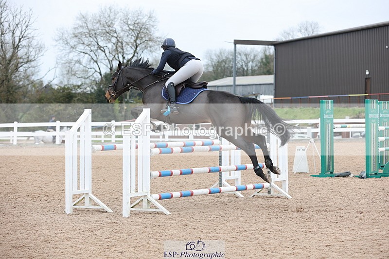 241101A-104406-01158 - FRI Cls 4 Snr 1.05m