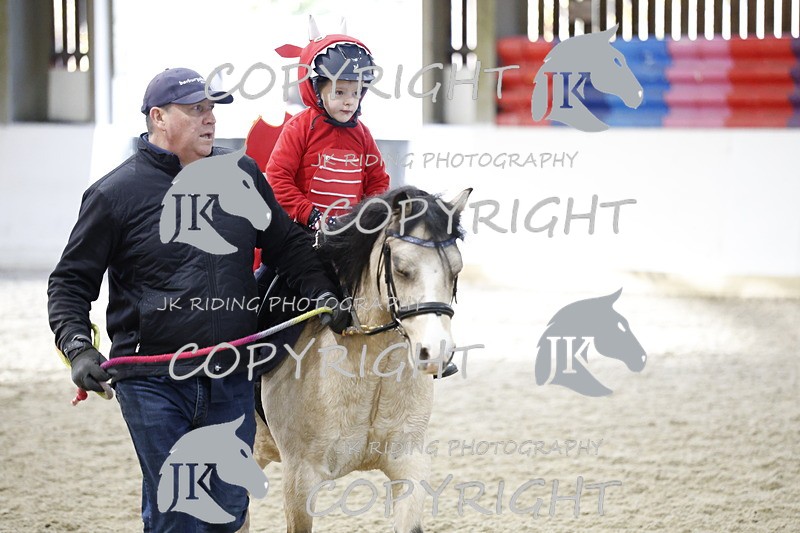 _T0A0889 - Class 1 Cross poles