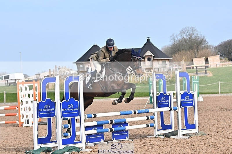 250326-100327-00112 - Cls 1 British Novice and 90cm